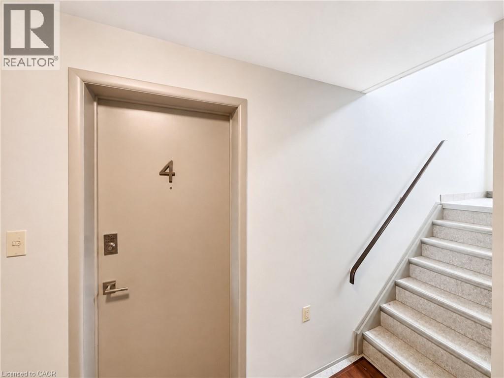 2 Bed, 1 Bath Apartment for Rent in St. Thomas – 15 JOHNSON Place Unit# 1, St. Thomas - Image 4