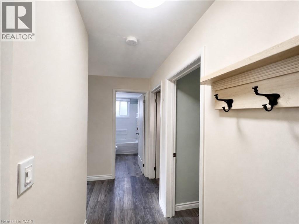 2 Bed, 1 Bath Apartment for Rent in St. Thomas – 15 JOHNSON Place Unit# 1, St. Thomas - Image 6