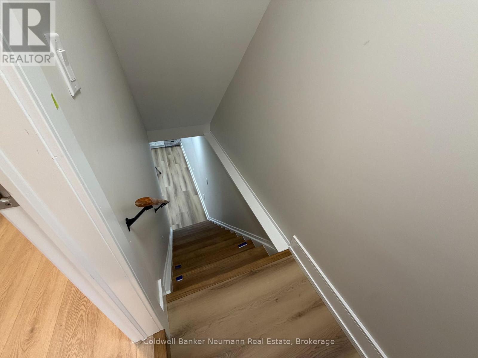 145 South Creek Drive — photo 20