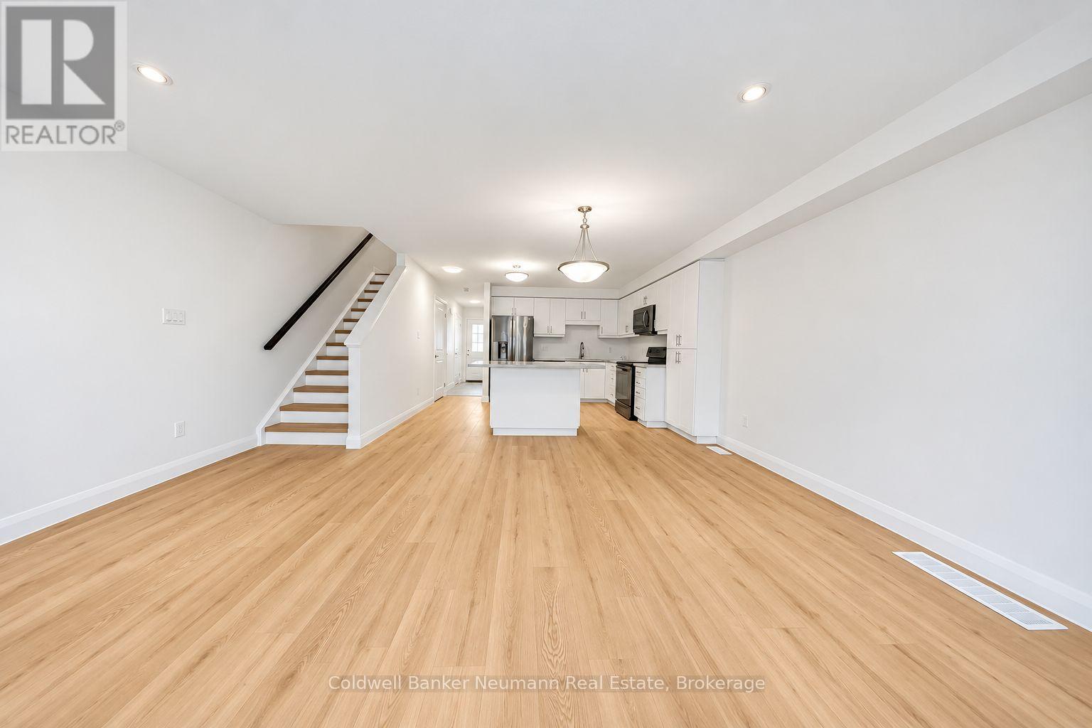 145 South Creek Drive — photo 4