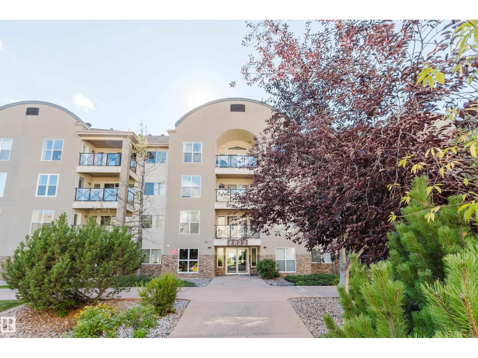 #405 8922 156 ST NW, Edmonton, Alberta, T5R5Z3