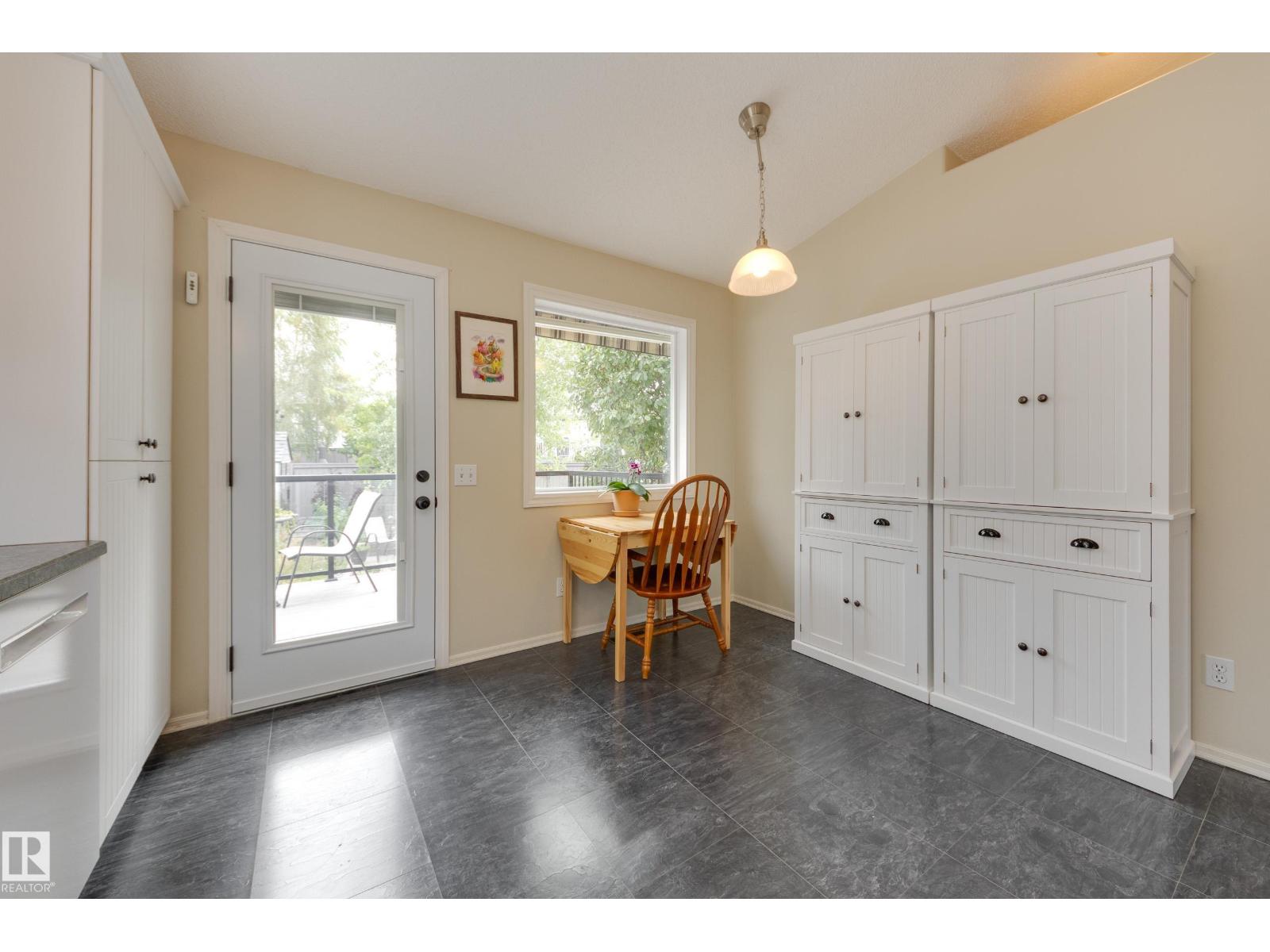 489 Rainbow Cr, Regency Park (Sherwood Park) — photo 14 of 30