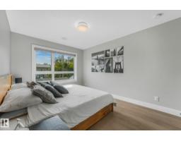 8715 83 Av Nw, Edmonton, AB T6C1B2 Photo 30