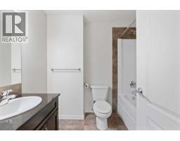 208, 141 Mountain Street, Cochrane, AB T4C1Z5 Photo 14