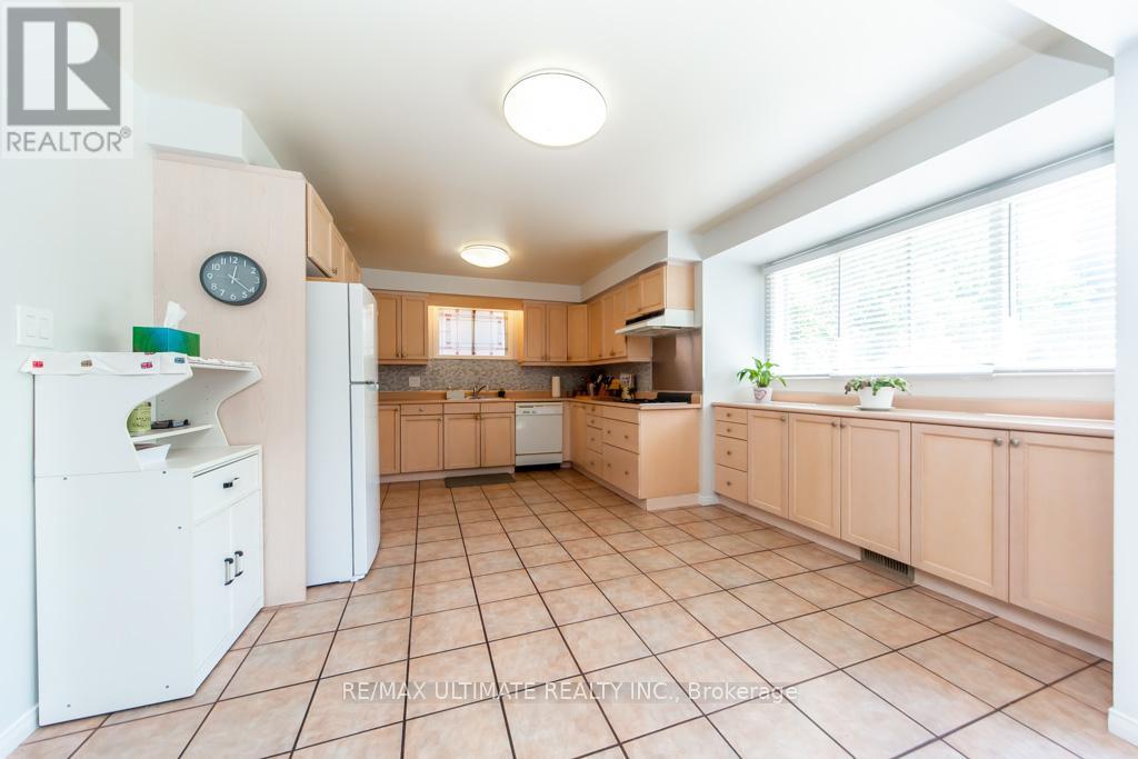 3 ARON DRIVE - 16