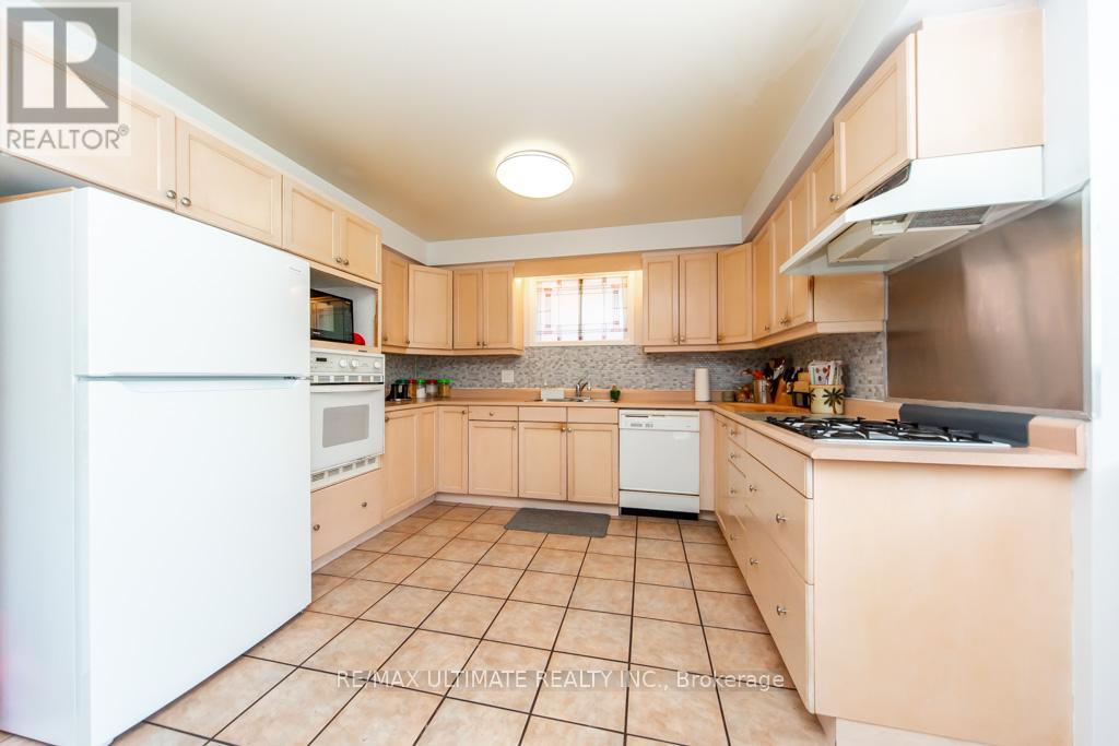 3 ARON DRIVE - 18