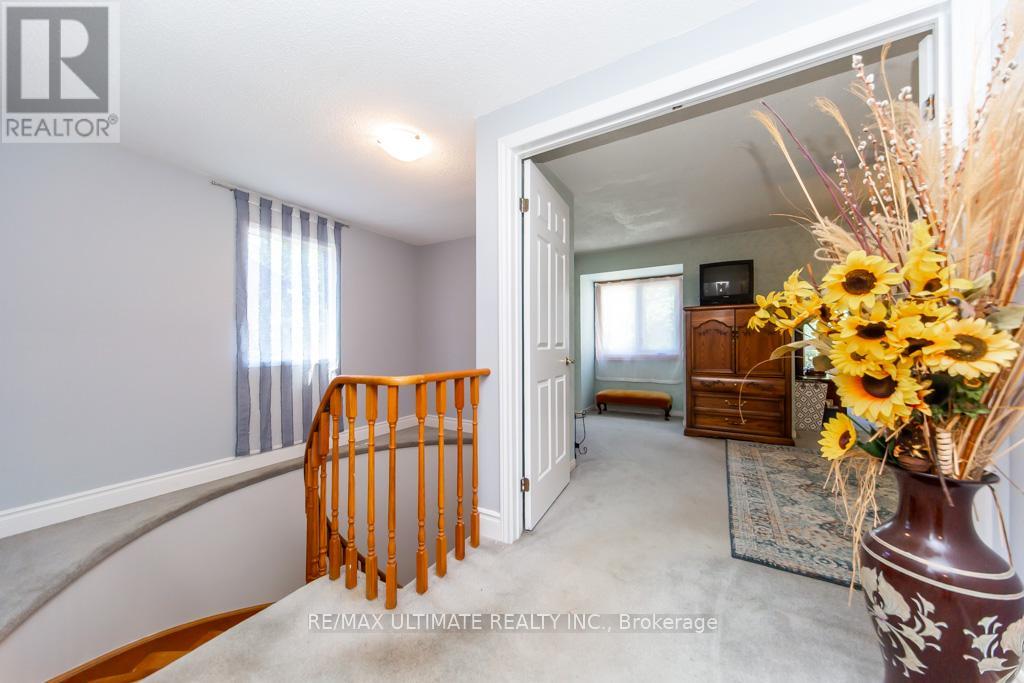 3 ARON DRIVE - 23