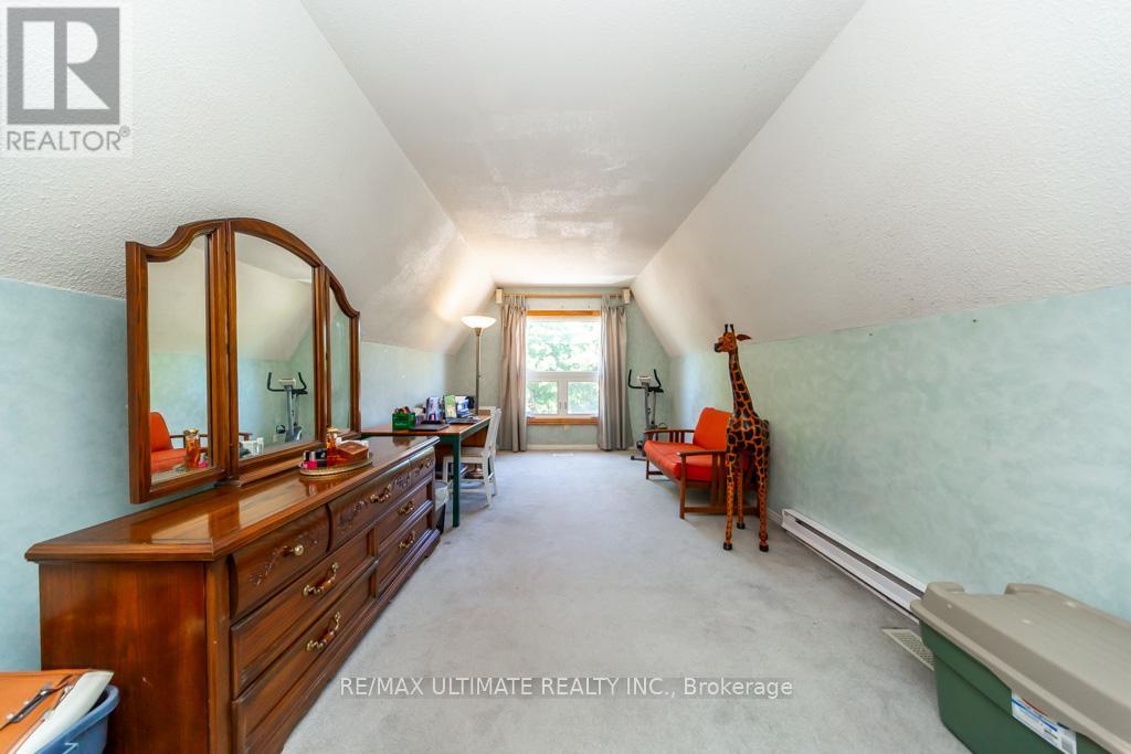 3 ARON DRIVE - 26