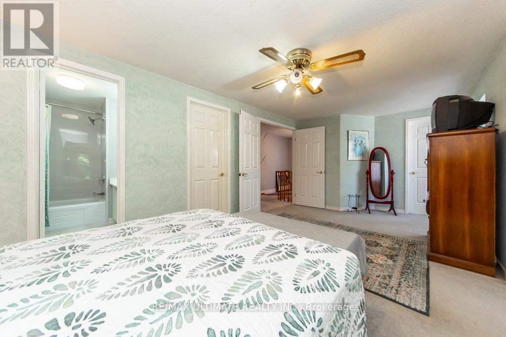 3 ARON DRIVE - 31