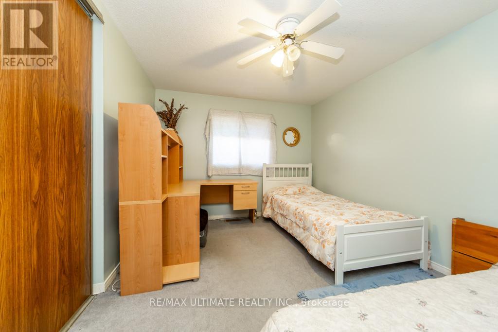 3 ARON DRIVE - 37