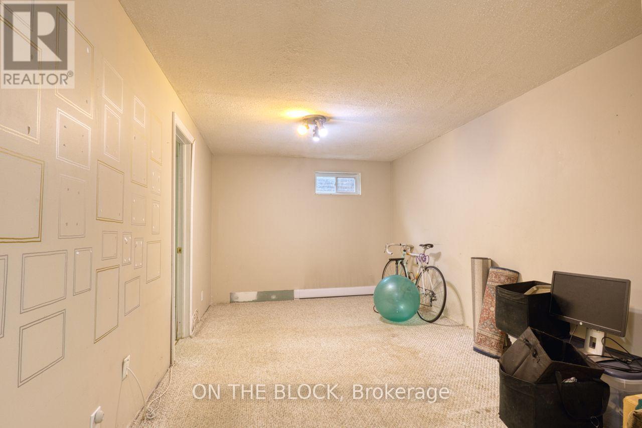 #1 3010 PALMER DRIVE - 42