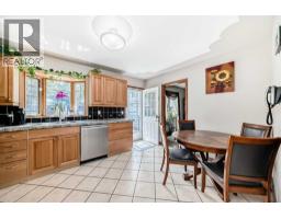 Primary Bedroom - 4039 5 Avenue Sw, Calgary, AB T3C0C2 Photo 8