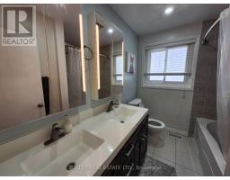 Main - 37 Summerside Crescent, Toronto, ON M2H1W9 Photo 11