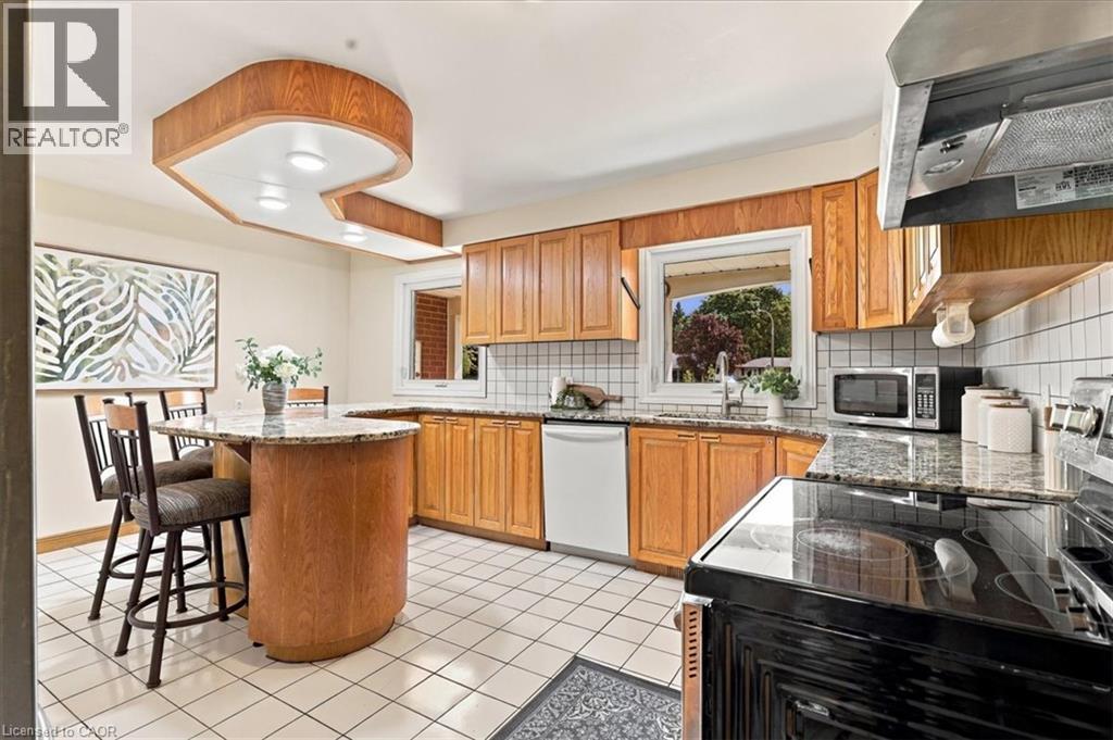 38 LYLE Place - 14