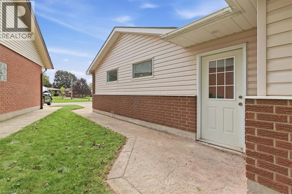 38 LYLE Place - 31