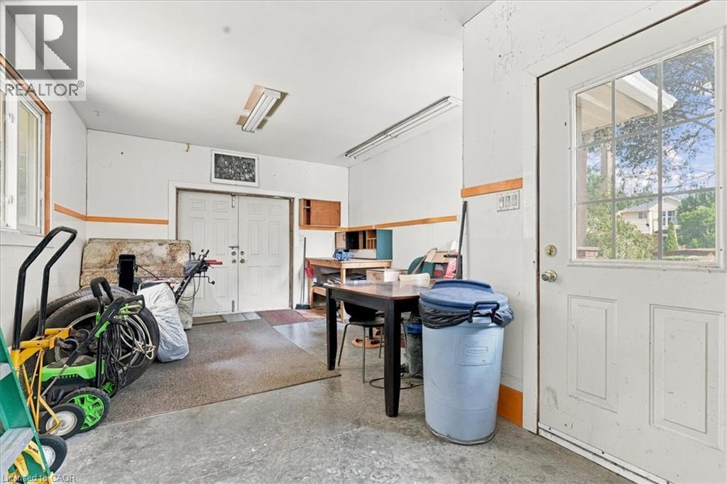 38 LYLE Place - 46