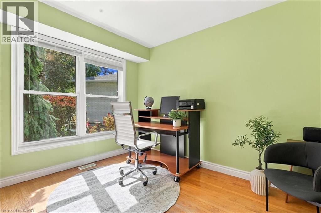 38 LYLE Place - 6