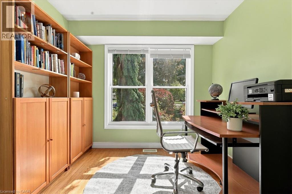 38 LYLE Place - 7