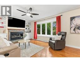 4pc Bathroom - 38 Lyle Place, Kitchener, ON N2B2J6 Photo 8