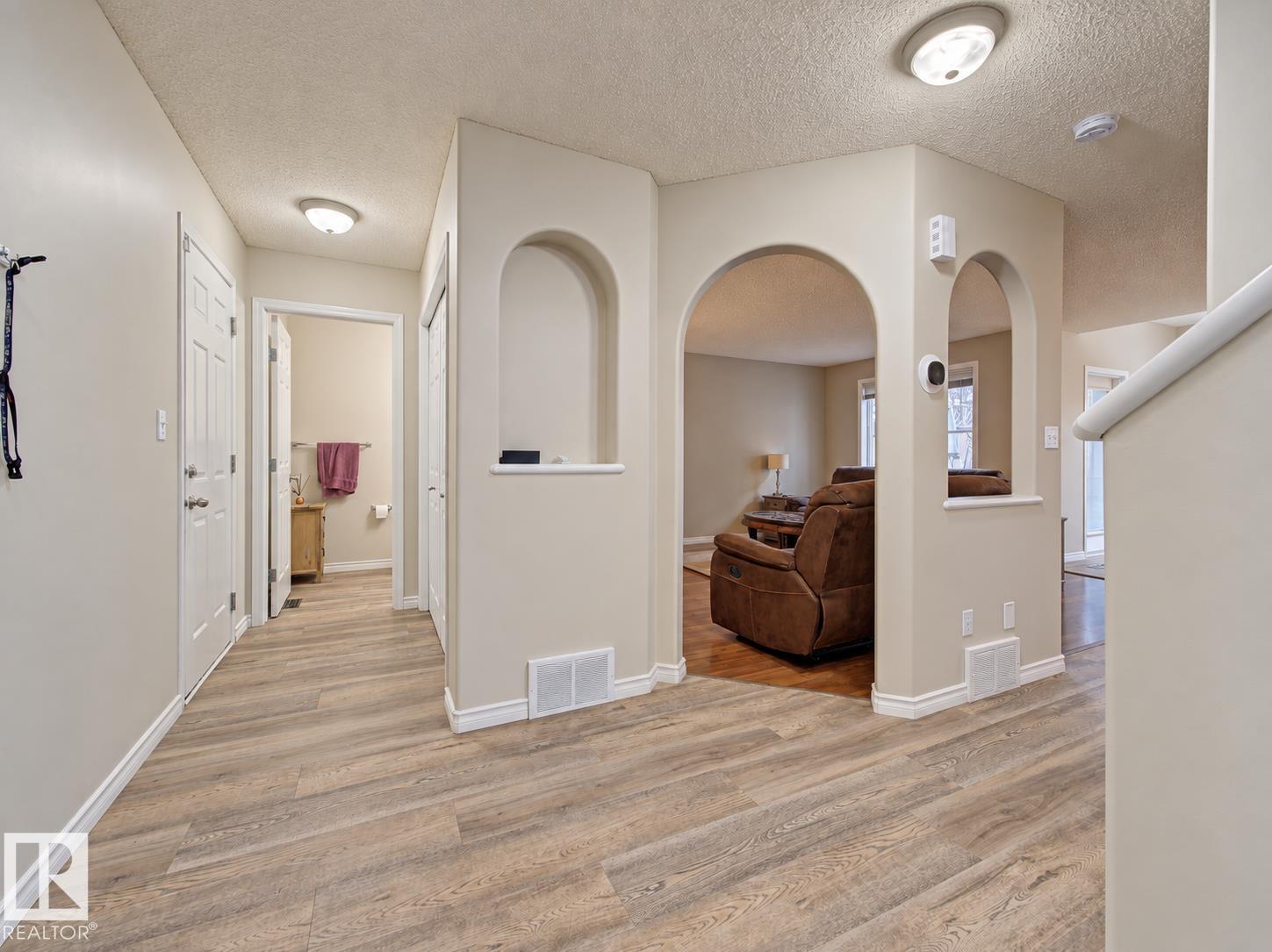 237 Westwood Ln, Westwood Trails — photo 3 of 30