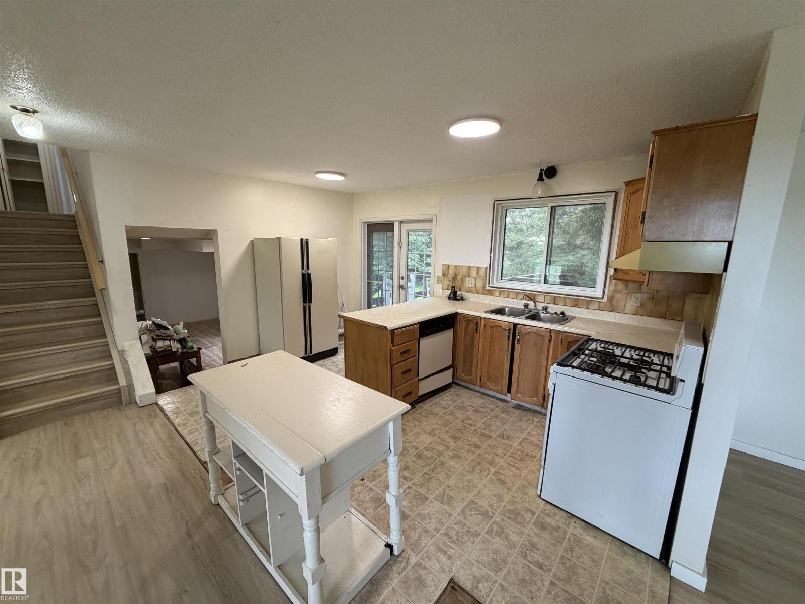 50279 RGE RD 274 - 10