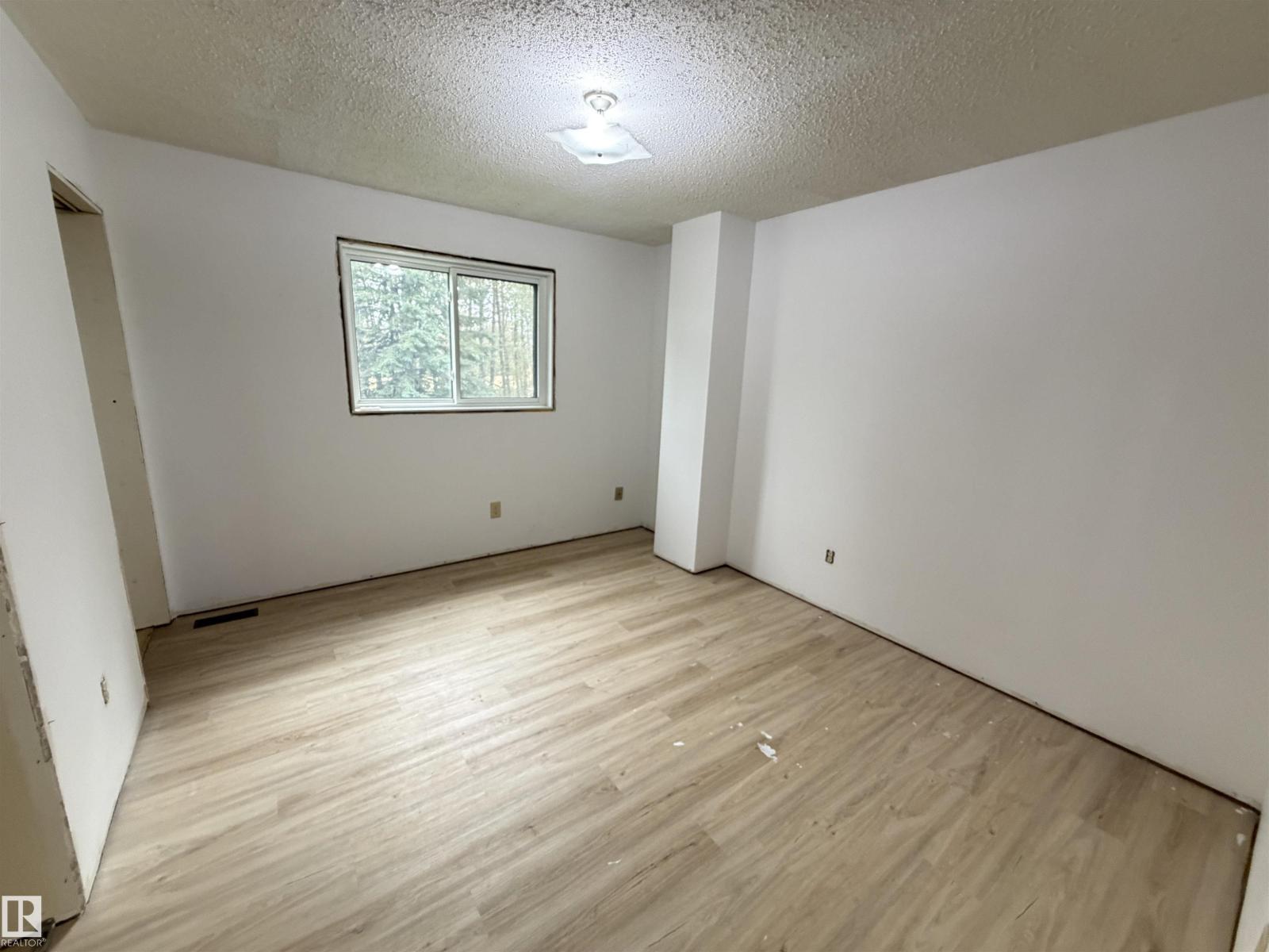 50279 RGE RD 274 - 15