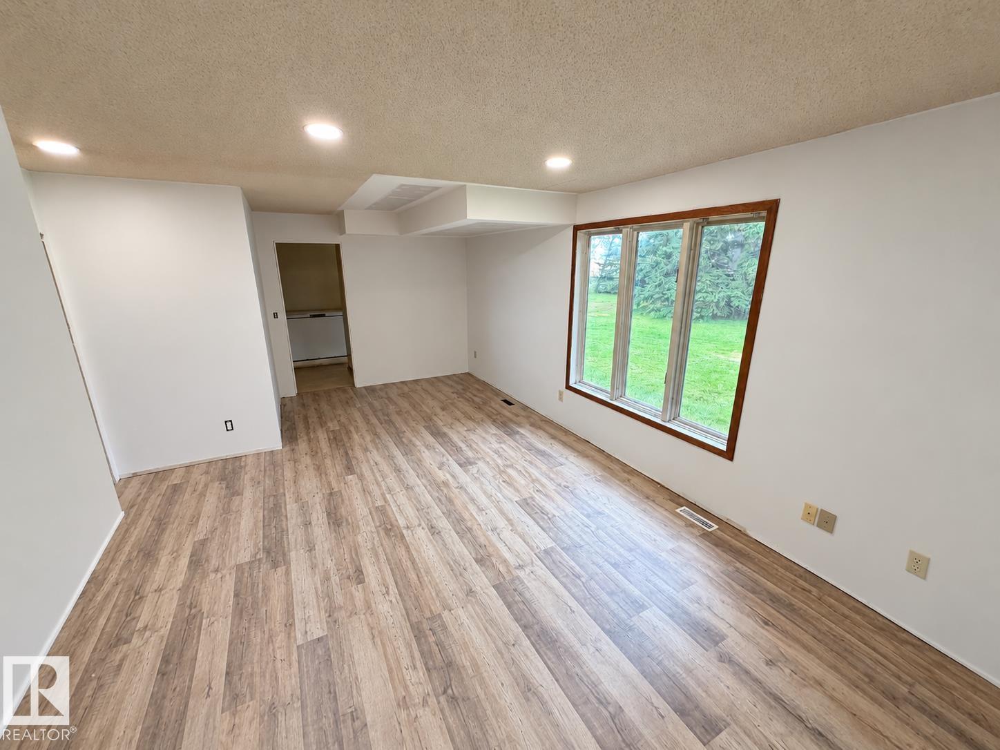 50279 RGE RD 274 - 25