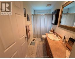 5081 Dufferin Avenue, Wallaceburg, ON N8A4N2 Photo 18