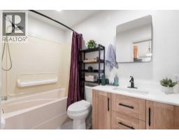 726 68 Avenue Sw, Calgary, AB T2V0N2 Photo 17
