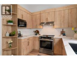 726 68 Avenue Sw, Calgary, AB T2V0N2 Photo 14