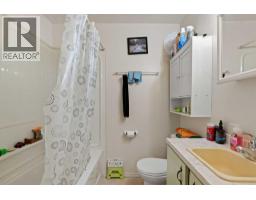 726 68 Avenue Sw, Calgary, AB T2V0N2 Photo 32