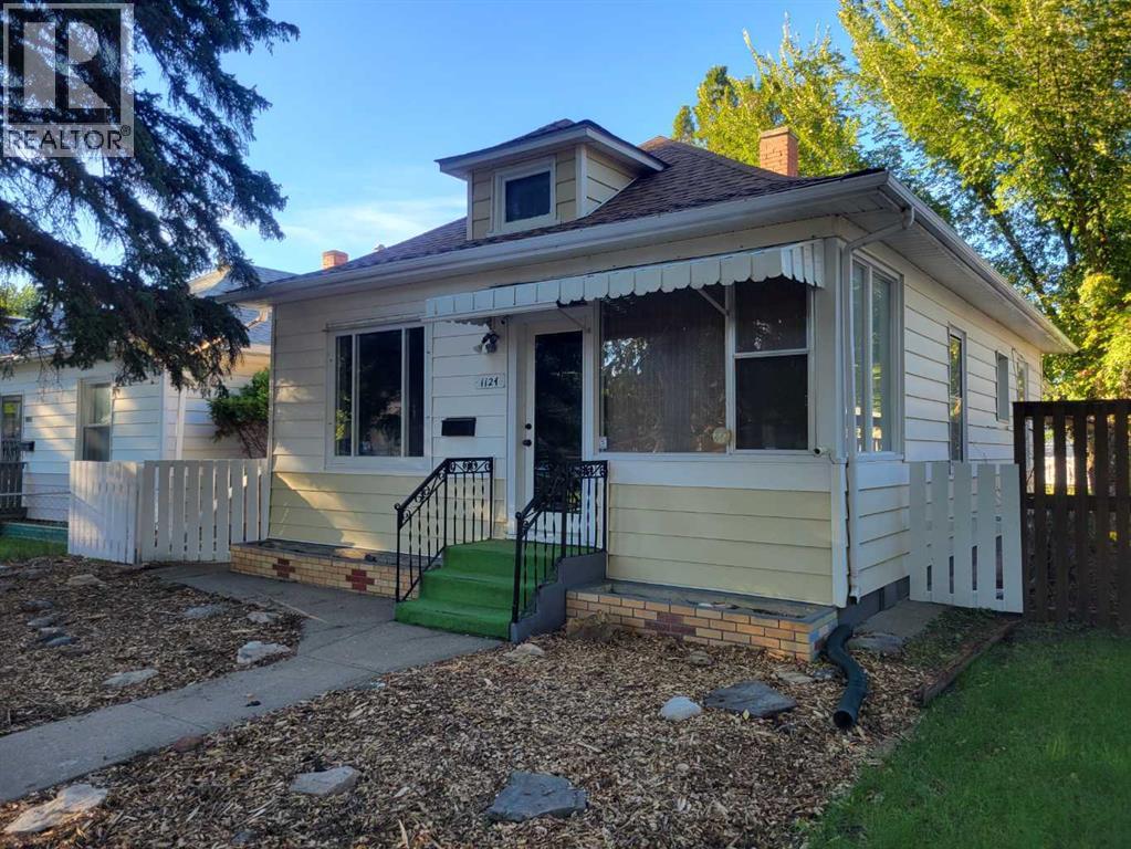 1124 Balmoral Street SE - 1