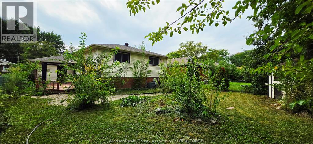 2650 RIVARD AVENUE - 17