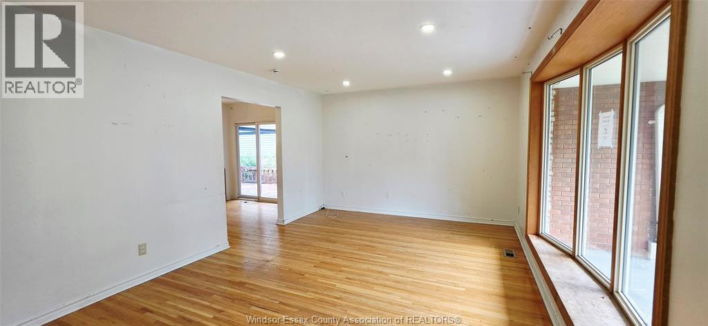 2650 RIVARD AVENUE - 8