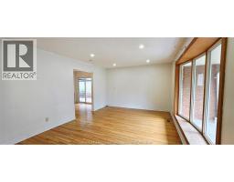 Kitchen - 2650 Rivard Avenue, Windsor, ON N8T2H5 Photo 8