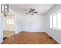 4431 Notre Dame Ave, Hanmer, ON P3P1X6 Photo 9