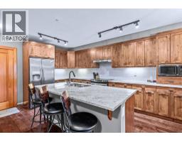 105, 106 Stewart Creek Landing, Canmore, AB T1W0G6 Photo 12