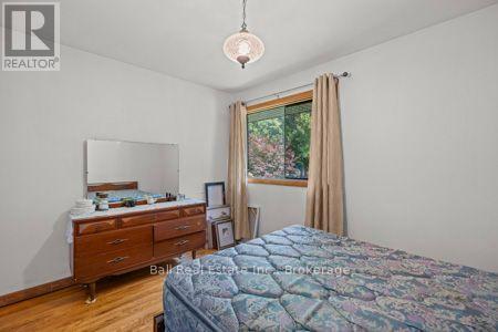 547 ALBERT STREET - 18