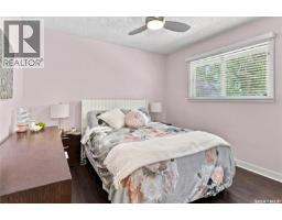 Bedroom - 301 Cascade Street, Saskatoon, SK S7J0M4 Photo 9