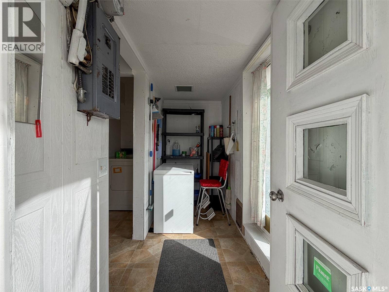 108 1st STREET E, Climax — photo 27