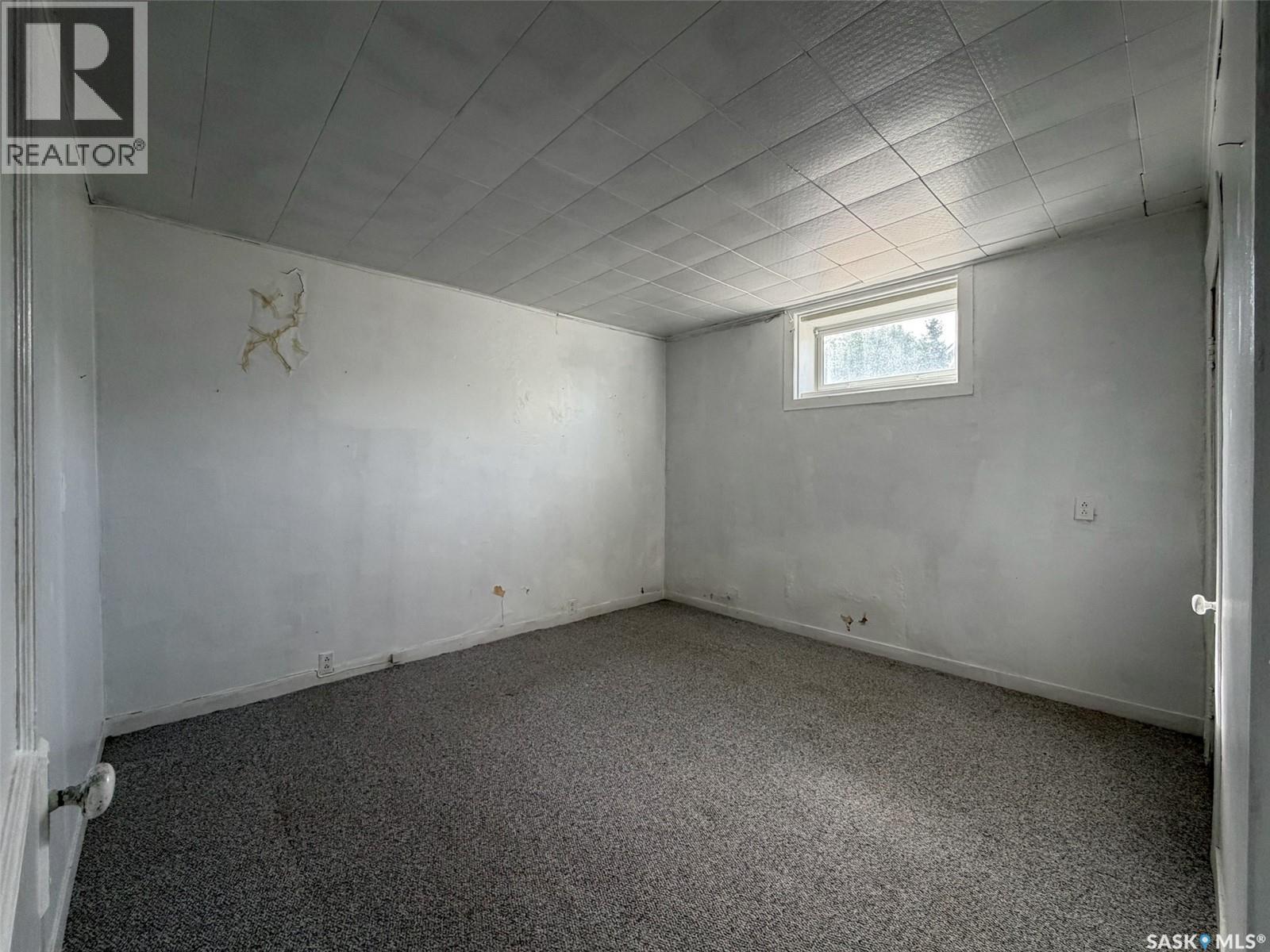 108 1st STREET E, Climax — photo 32