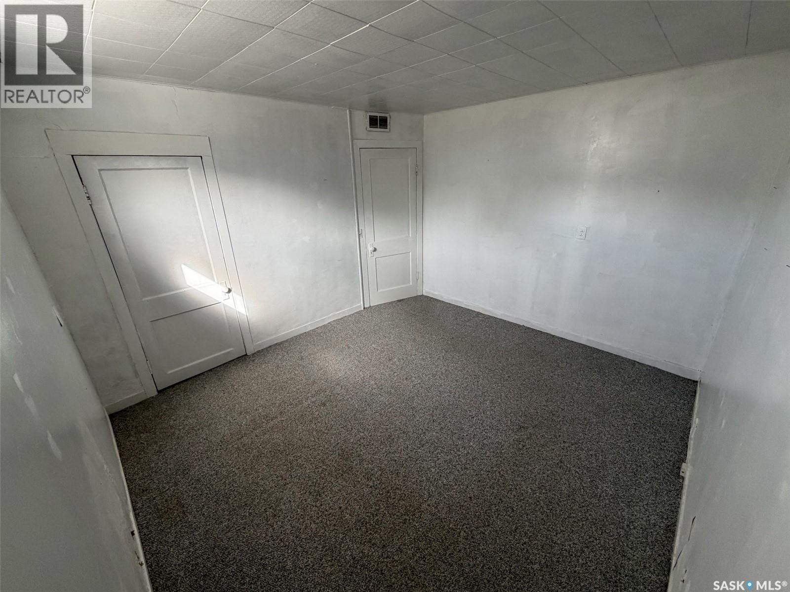 108 1st STREET E, Climax — photo 33