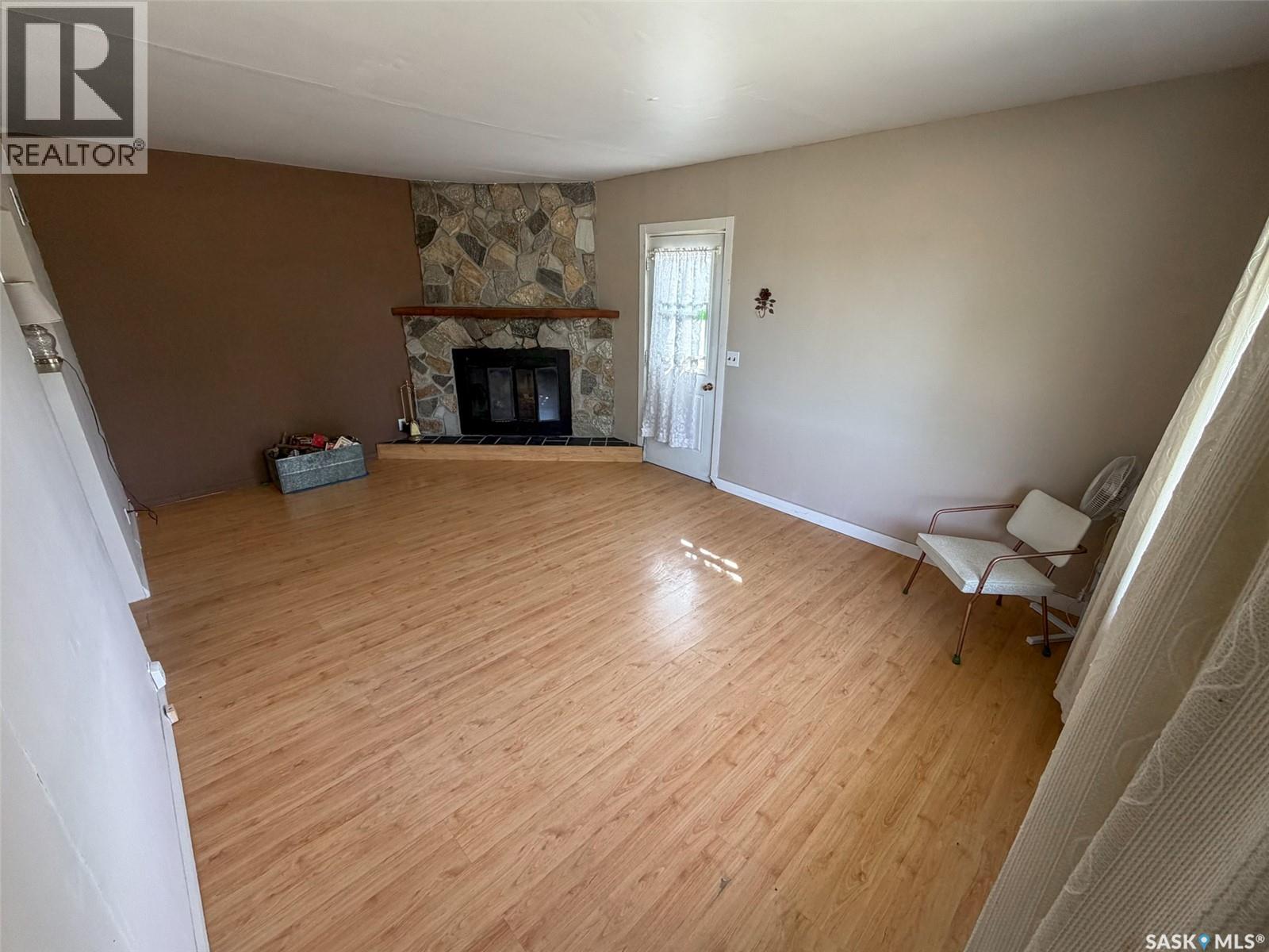 108 1st STREET E, Climax — photo 5