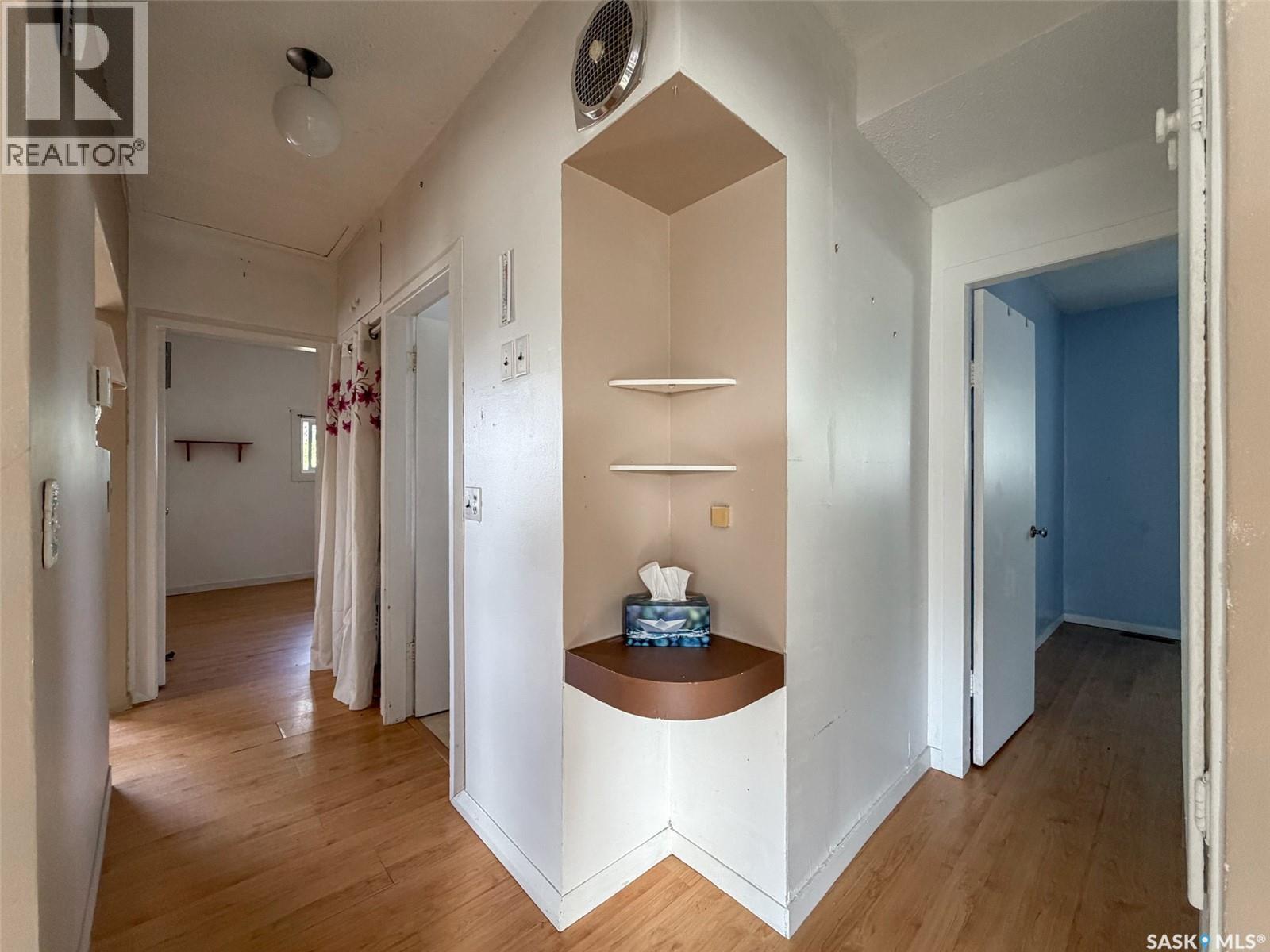 108 1st STREET E, Climax — photo 9
