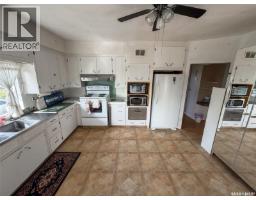 108 1st Street E, Climax, SK S0N0N0 Photo 20