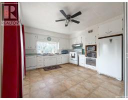 108 1st Street E, Climax, SK S0N0N0 Photo 22
