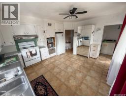 108 1st Street E, Climax, SK S0N0N0 Photo 23