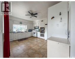 108 1st Street E, Climax, SK S0N0N0 Photo 25