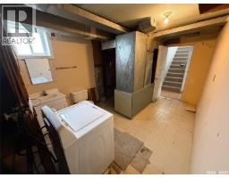 108 1st Street E, Climax, SK S0N0N0 Photo 36