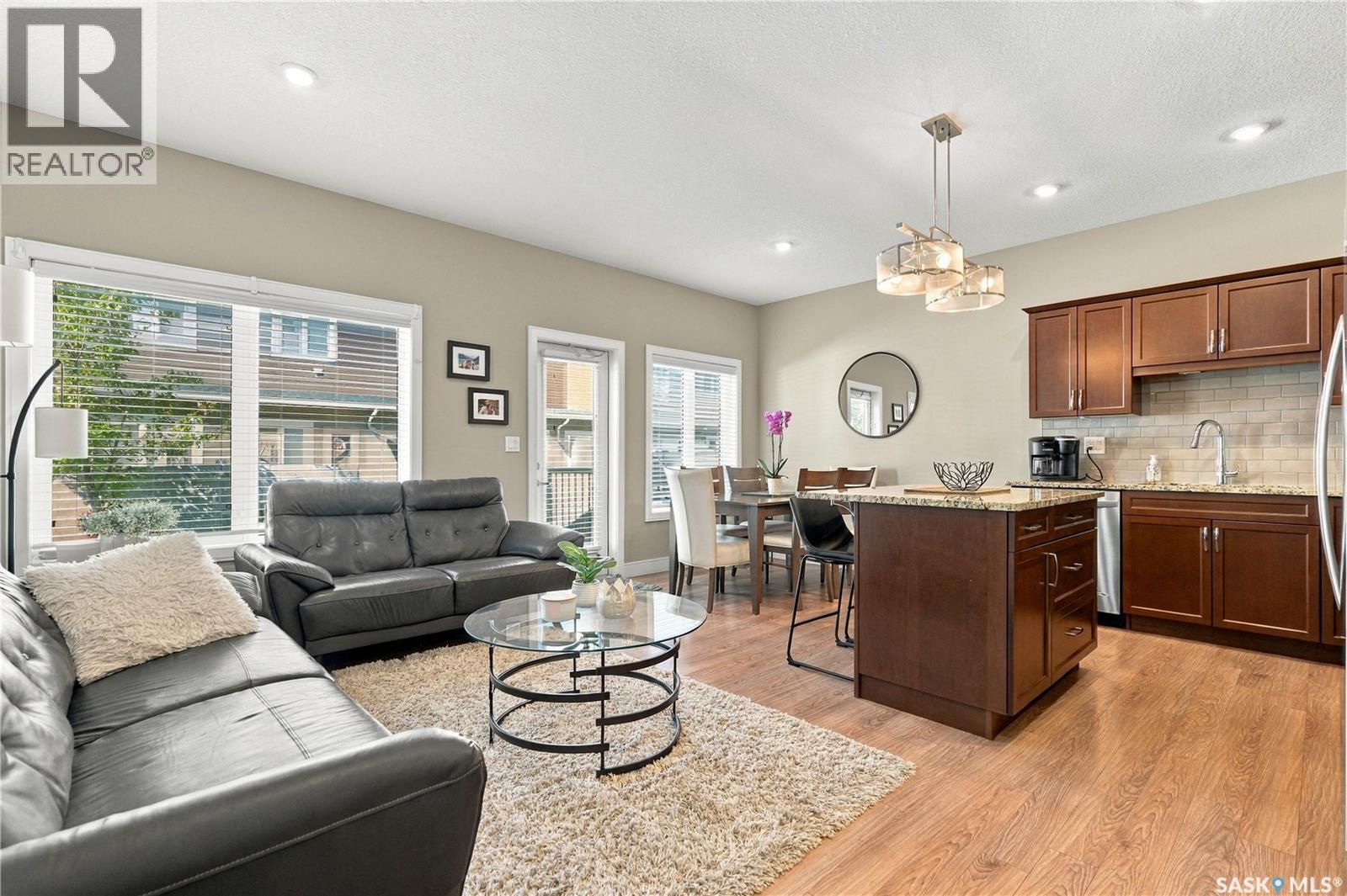 #52 115 Veltkamp CRESCENT - 6